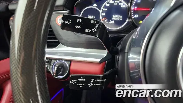 Porsche Panamera 2019 — Photo 24/31