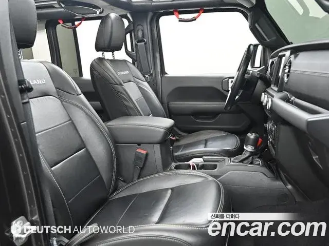 Jeep Wrangler 2021 — Фото 9/20