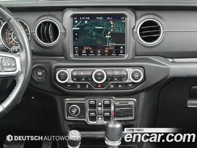 Jeep Wrangler 2021 — Фото 14/20