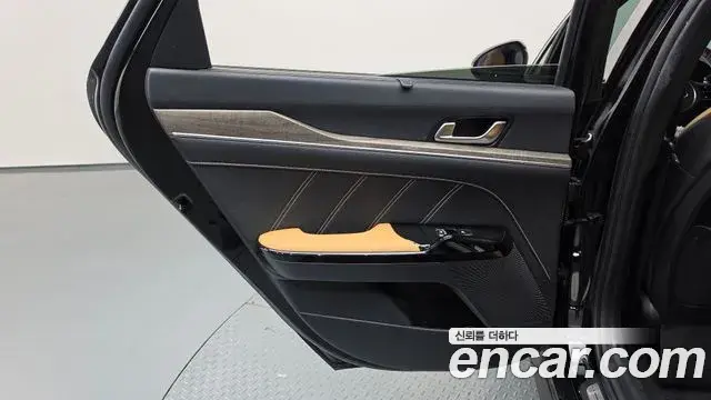 Kia K5 2020 — Photo 7/38