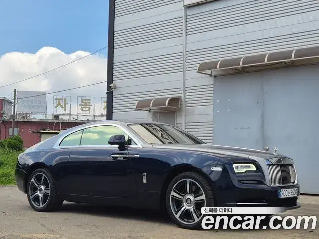 Rolls-Royce Wraith 2018 — ფოტო 2/10