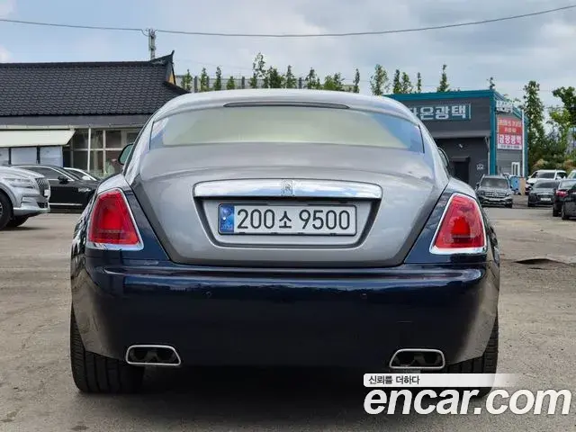 Rolls-Royce Wraith 2018 — ფოტო 4/10