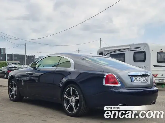 Rolls-Royce Wraith 2018 — ფოტო 8/10