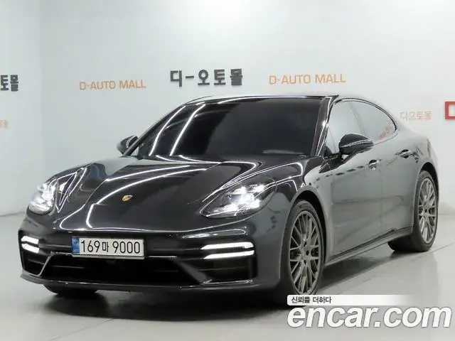 Porsche Panamera 2021 — ფოტო 3/19