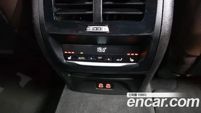 BMW X4 2023 — Photo 27/32