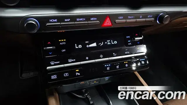 Hyundai Grandeur Hybrid 2026 — Şəkil 18/20