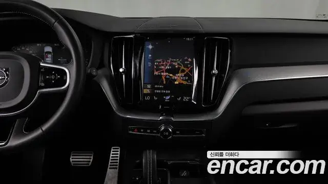 Volvo XC60 2021 — Şəkil 36/36