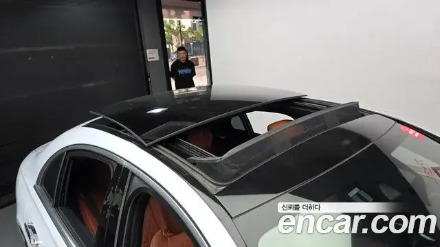 Mercedes-Benz S-Class 2023 — ფოტო 7/20