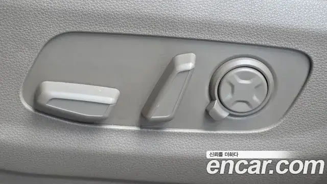 Kia Carnival 2024 — Şəkil 29/41