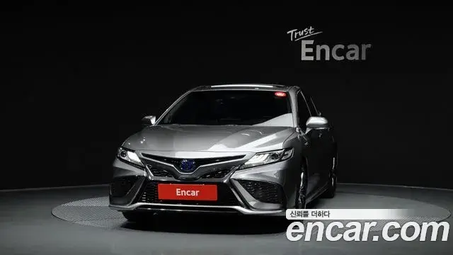Toyota Camry 2024 — Photo 31/31