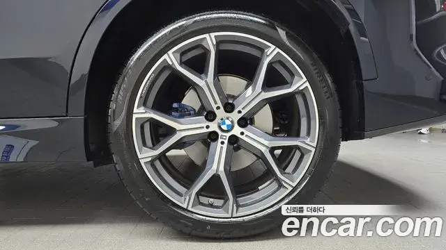 BMW X5 2025 — Photo 3/30
