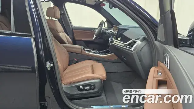 BMW X5 2025 — Photo 12/30