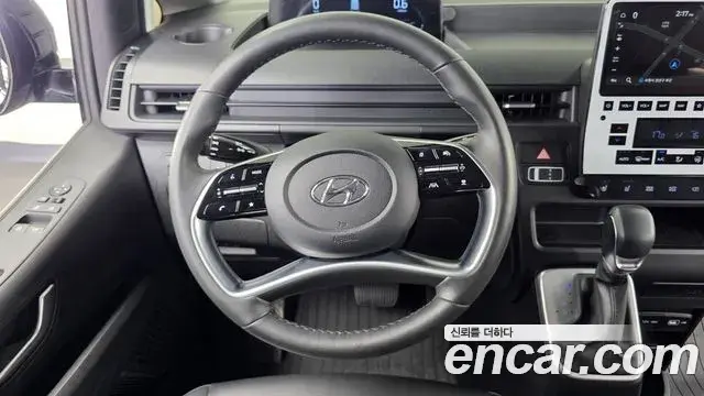 Hyundai Staria 2022 — Фото 13/20