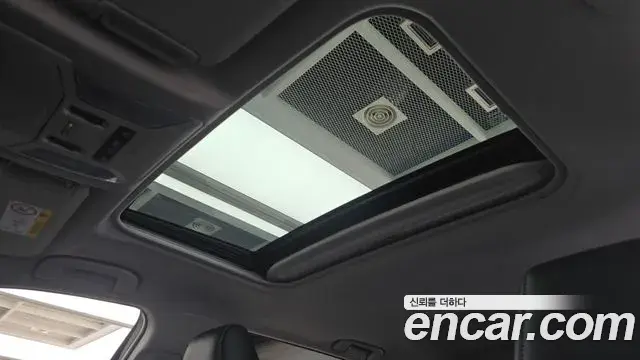 Toyota RAV4 2024 — Фото 16/20