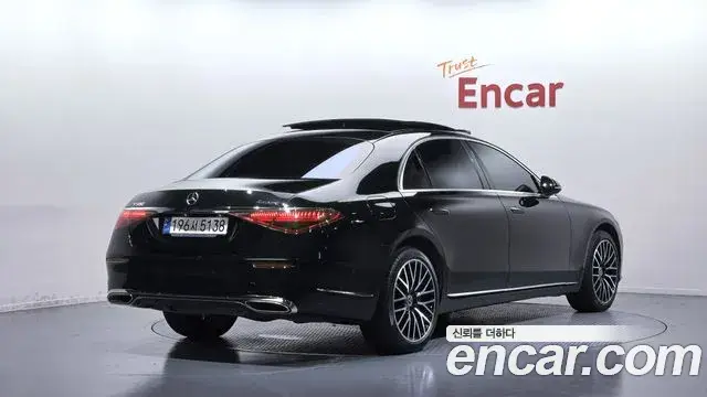 Mercedes-Benz S-Class 2023 — ფოტო 18/31