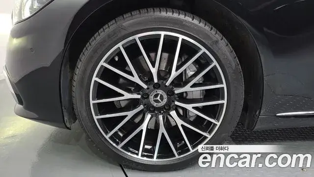 Mercedes-Benz S-Class 2023 — ფოტო 19/31