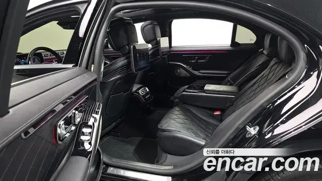 Mercedes-Benz S-Class 2023 — ფოტო 8/31