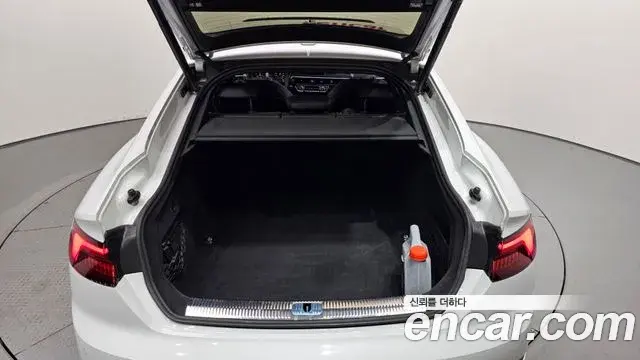 Audi A5 2019 — ფოტო 26/32