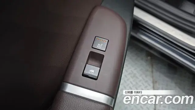 Hyundai Grandeur 2022 — Фото 18/20