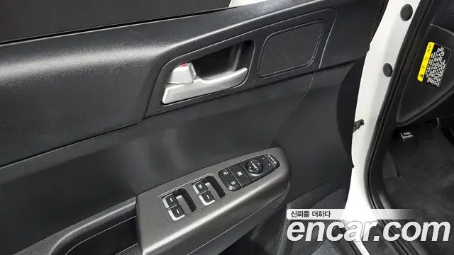 Kia Sportage The Bold 2019 — Фото 16/20