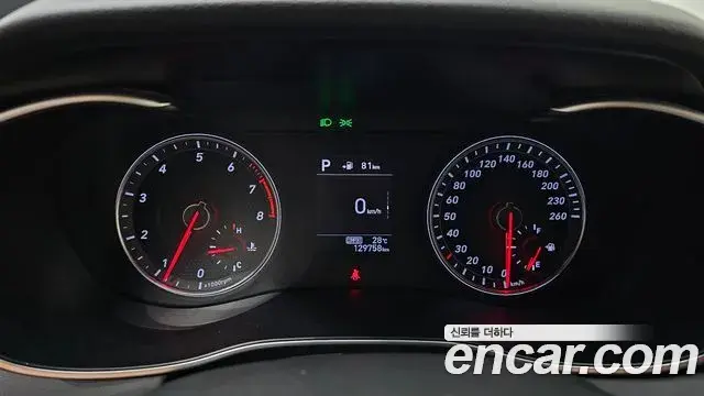 Genesis G70 2018 — Şəkil 24/30