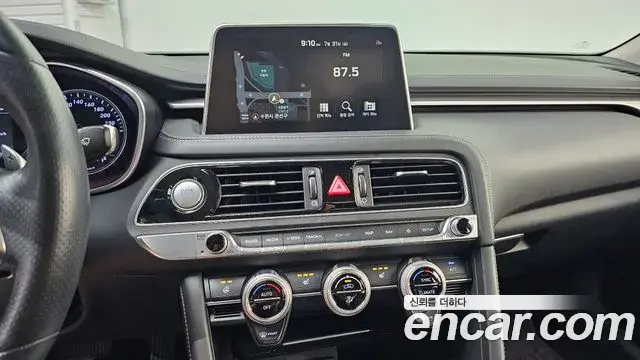 Genesis G70 2018 — Şəkil 27/30