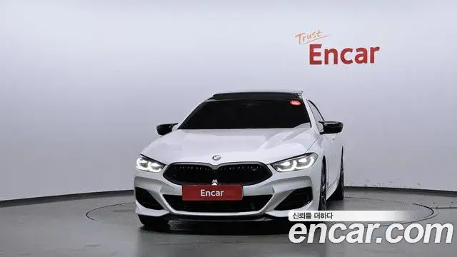 BMW 8 Series 2025 — Фото 2/20