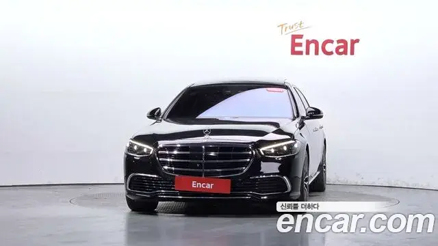 Mercedes-Benz S-Class 2022 — ფოტო 17/33