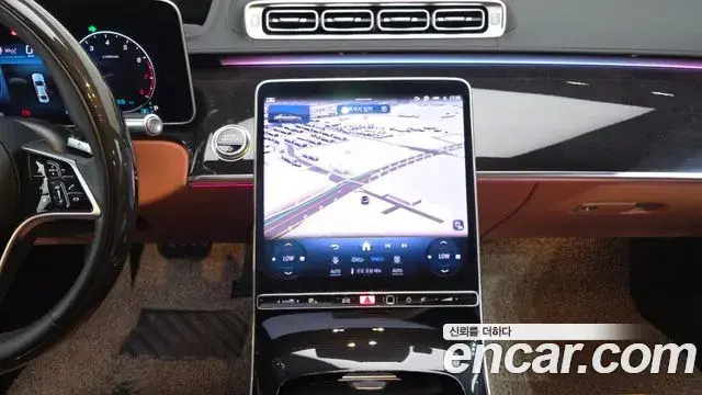 Mercedes-Benz S-Class 2022 — ფოტო 23/33