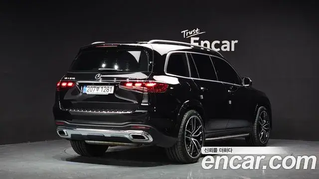 Mercedes-Benz GLS-Class 2025 — ფოტო 17/32