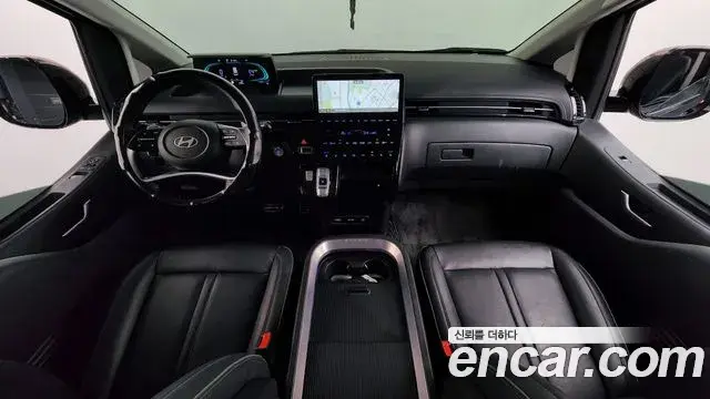 Hyundai Staria 2024 — ფოტო 2/34
