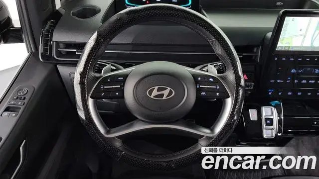 Hyundai Staria 2024 — ფოტო 24/34
