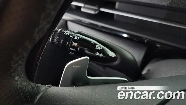 Hyundai Staria 2024 — ფოტო 18/34