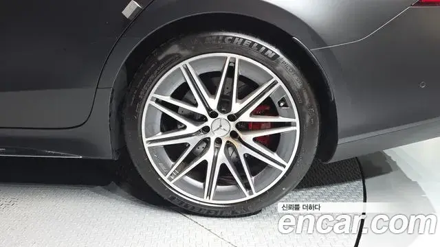 Mercedes-Benz AMG GT 2024 — Photo 11/33