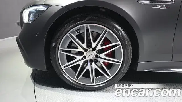 Mercedes-Benz AMG GT 2024 — Photo 3/33