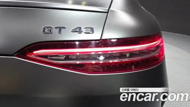 Mercedes-Benz AMG GT 2024 — Photo 21/33