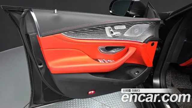 Mercedes-Benz AMG GT 2024 — Photo 17/33