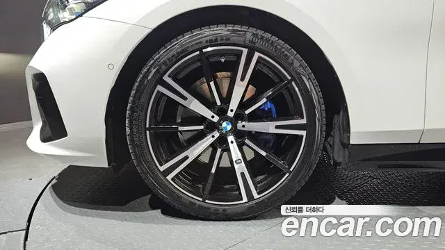 BMW 5 Series 2025 — Şəkil 7/20