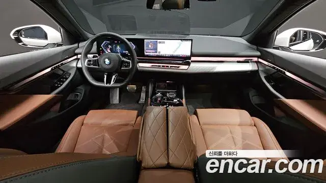 BMW 5 Series 2025 — Şəkil 12/20