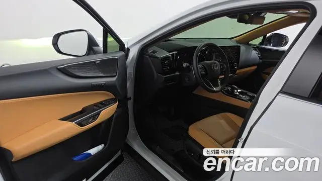 Lexus NX350h 2026 — ფოტო 24/35