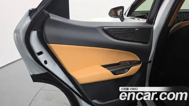 Lexus NX350h 2026 — ფოტო 28/35