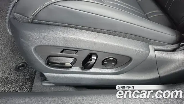 Lexus ES300h 2024 — Photo 5/38