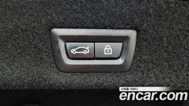 BMW 7 Series 2018 — Фото 17/20