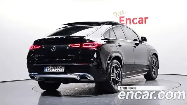 Mercedes-Benz GLE-Class 2021 — Şəkil 13/20