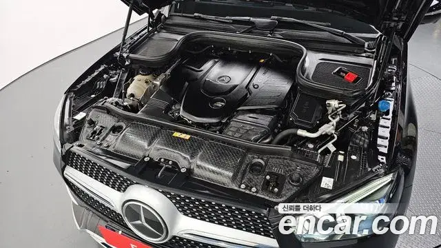 Mercedes-Benz GLE-Class 2021 — Şəkil 8/20