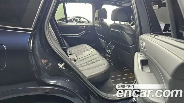 BMW X5 2023 — Фото 11/20