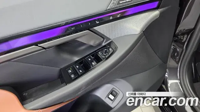 BMW 5 Series 2025 — ფოტო 31/32