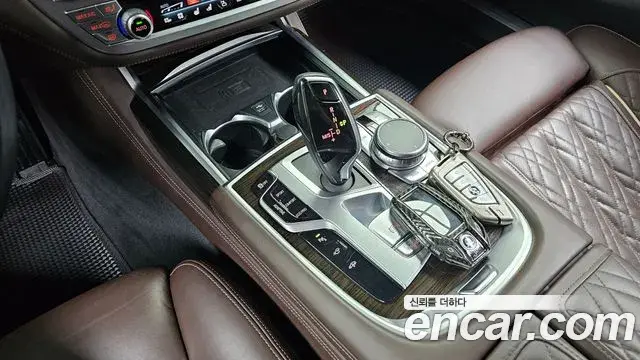 BMW 7 Series 2019 — Фото 9/20