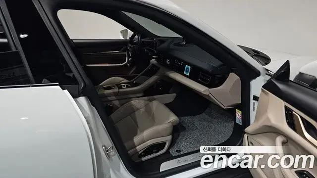 Porsche Taycan 2021 — ფოტო 5/34