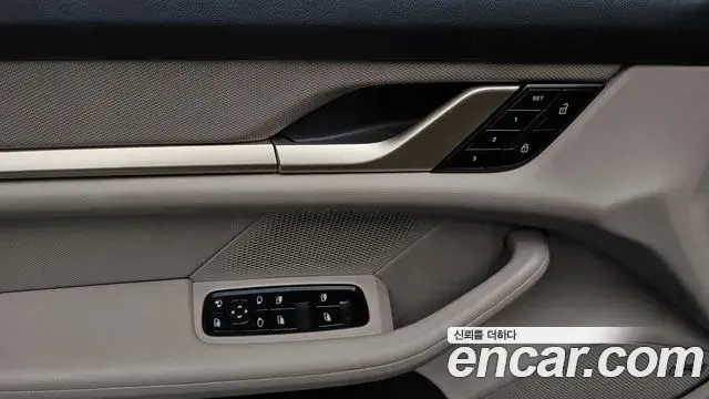 Porsche Taycan 2021 — ფოტო 6/34